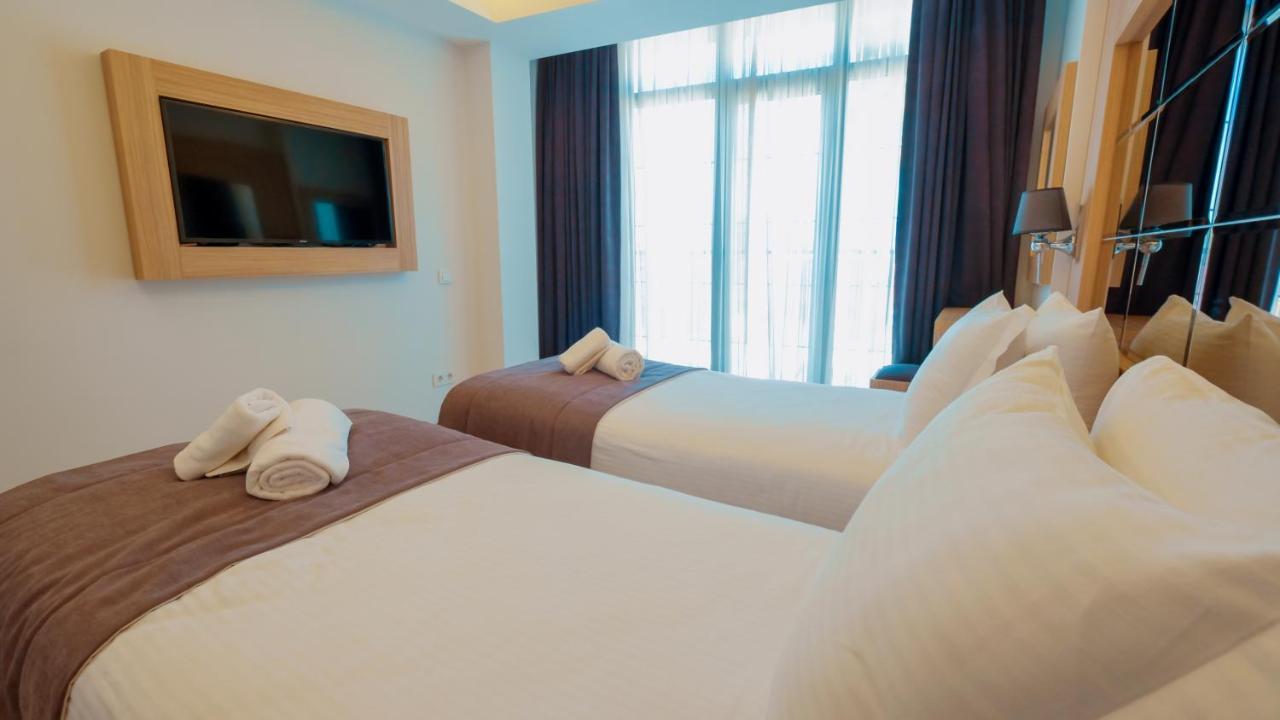 Aparthotel Alesta Midtown Fethiye Esterno foto