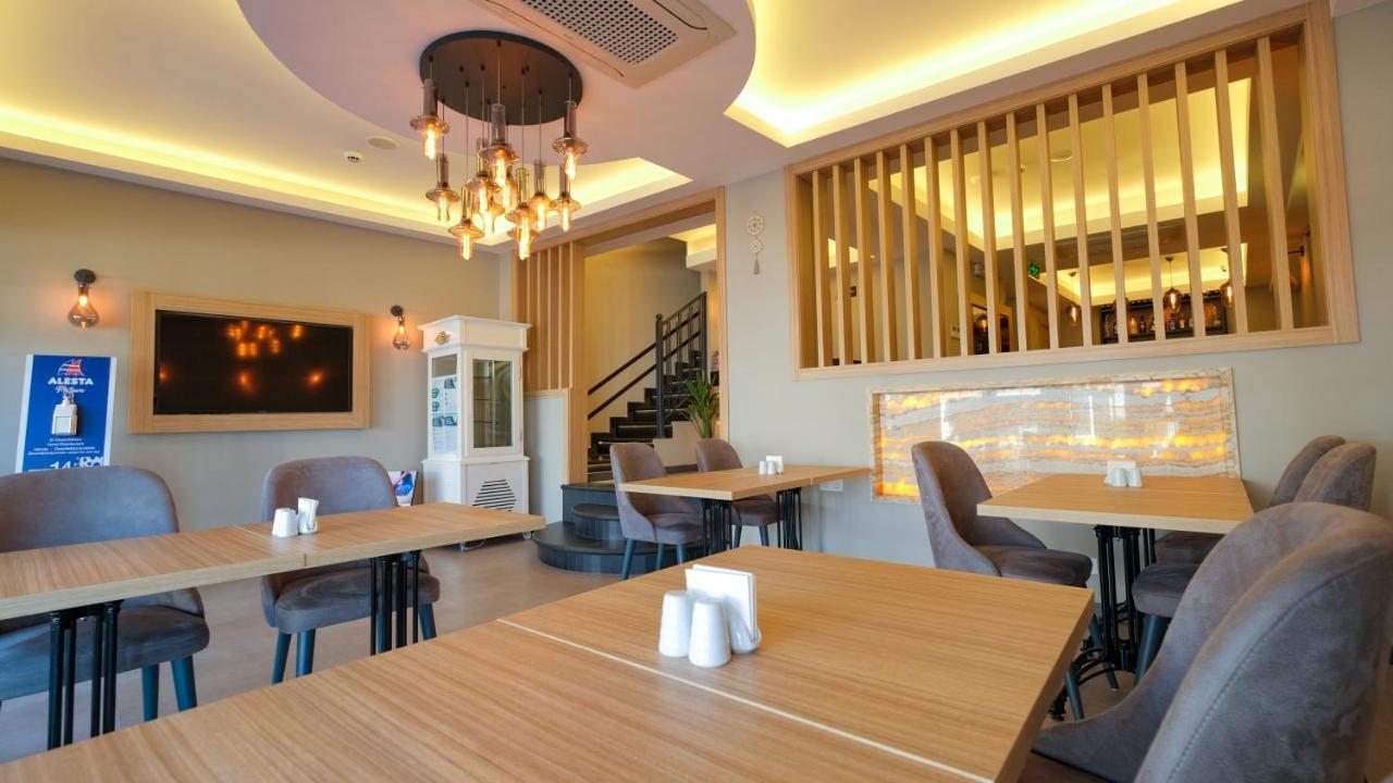 Aparthotel Alesta Midtown Fethiye Esterno foto